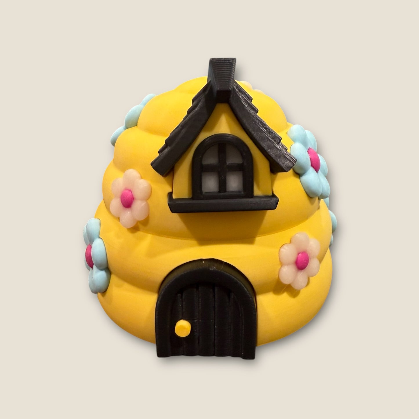 Melty Pixel Beehive Set - 3D Beehive Scene with Flowers, a door, and window.  Perfect for Insect Lovers & Collectors - 4.5 in Diameter Decor Ornaments